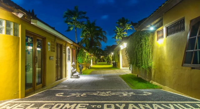 Bali Dyana Villas, Rezervovat Hotel Hotely v Bali se snídaní, Snídaně