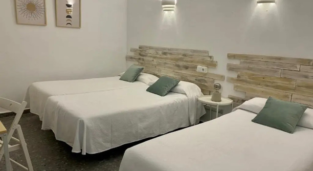 Трёхместный номер Standard Hostal Paco Marbella