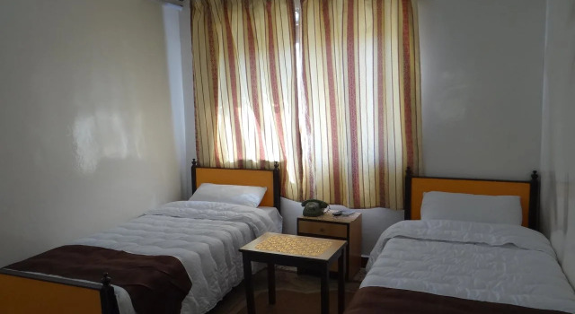 Hammodeh Hotel, Забронировать Отель Отели Аммана с парковкой, рядом с Римский театр Аммана, Парковка