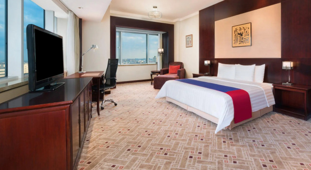 Двухместный номер Standard с видом на город Crowne Plaza Shanghai Pudong by IHG