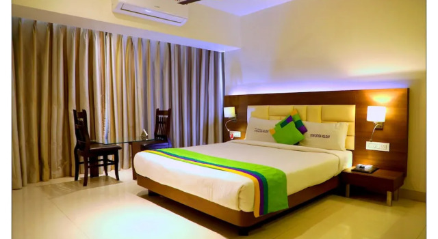 Номер Deluxe Treebo Trend Staycation Holiday