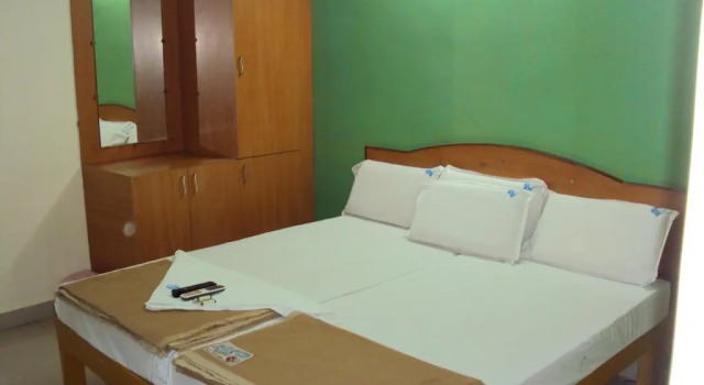 K V P Residency, Rezerwuj Hotel Hotele w Andhra Pradesh z parkingiem, Parking