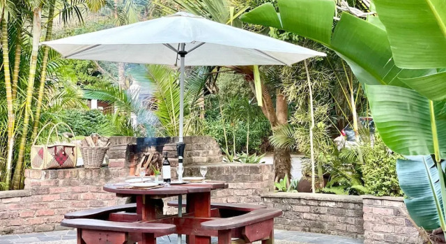 Бунгало Areena Riverside Resort