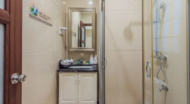 eStay Residence Phoenix City Wuzhou, Rezerwuj Hotel Yulin Guangxi