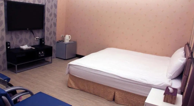 Lazy House, Забронировать Отель Отели в центре Хенгчун, в центре, Парковка