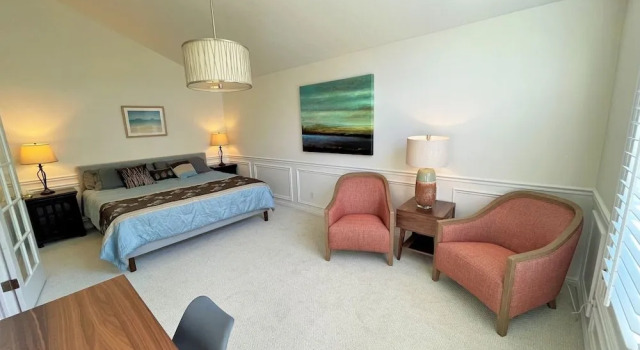 Sweetbriar Home 8 Bedroom Home by RedAwning, Book Feriehus Sommerhuse i Salt Lake County, Hytte