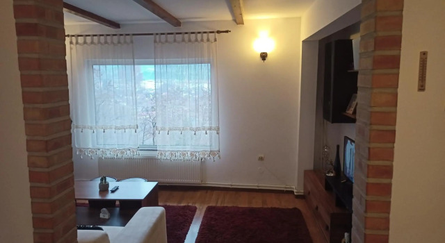 Cabana Ayana, Rezerwuj Hotel Hotele w Carpathians - Romania z parkingiem, Parking