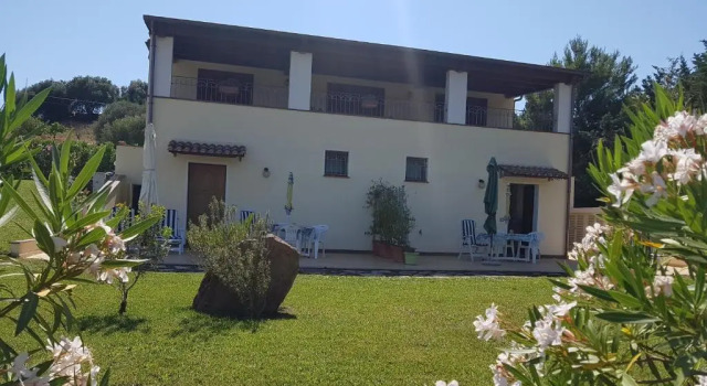 Апартаменты Nit i Dia Guest House