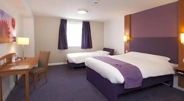 Четырёхместный номер Standard Premier Inn London Stansted Airport