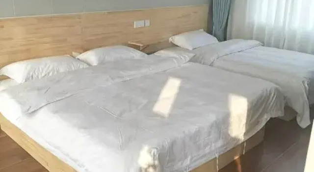 Люкс Longmen Lanyi Hot Spring Homestay