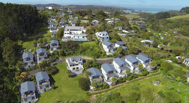 Апартаменты Hibiscus Hideaway - Stay Waiheke