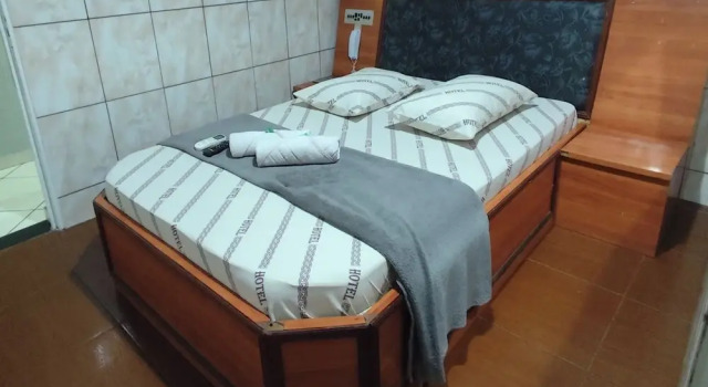Hotel anoitecer