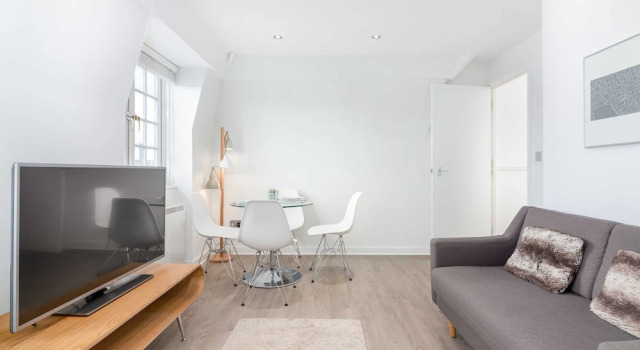 Bright and Minimalist Chelsea Nest, Забронировать Отель Отели Баттерси 3 звезды, 3*