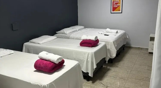Четырёхместный номер Comfort Hotel Vitrine