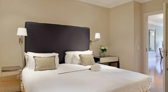Апартаменты с балконом Unit Number 204 Cape Royale Luxury Apartments