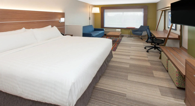 Люкс Holiday Inn Express & Suites - Sterling Heights-Detroit Area by IHG