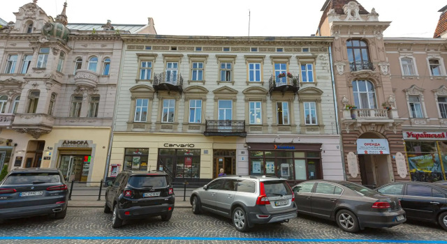 Апартаменти у Львові в центрі на вулиці Проспект Шевченка 12 з балконом, Забронировать Апартаменты/квартира Апартаменты Львова, рядом с Музей этнографии и художественного промысла, Апартаменты/квартира