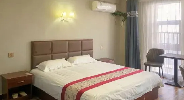 Deluxe Tweepersoonssuite MaiTiNi Hotel