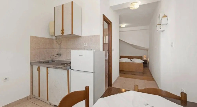 Cozy Apartment in Sibenik-brodarica