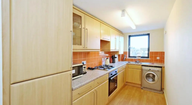 OrangeApartments Riverside Drive,5 Minutes from City Centre, Забронировать Апартаменты/квартира Отели Абердина с парковкой, рядом с St Mary's Cathedral, Парковка