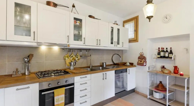 Апартаменты Como Lake Cosy Flat with Garden and Parking