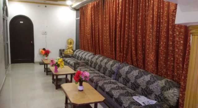 Dharma Steps Hotel & Banquet, Rezervovat Hotel Bódhgaja Bihar