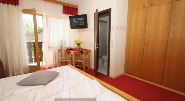 Двухместный номер Classic с балконом Landhotel Neuhof