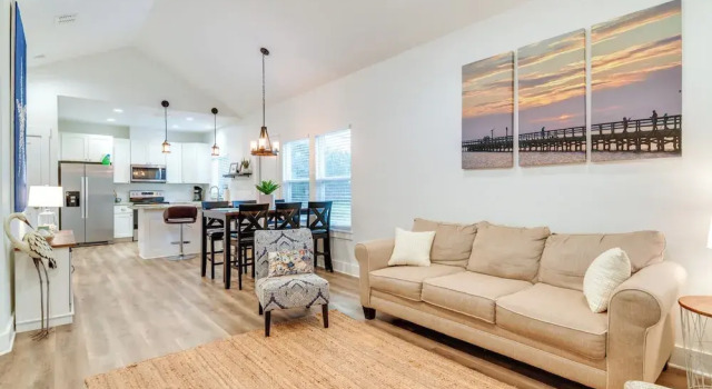 1 Mi to Beach: Retreat w/ Large Yard in Rockport