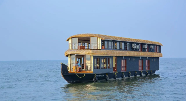 Кровать в общем номере с 6 комнатами Cosy Premium Houseboats