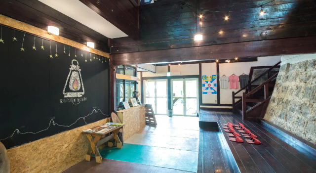 Guesthouse LAMP Bungoohno, Prenota Bed & breakfast Hotel a Kyushu con parcheggio, Parcheggio