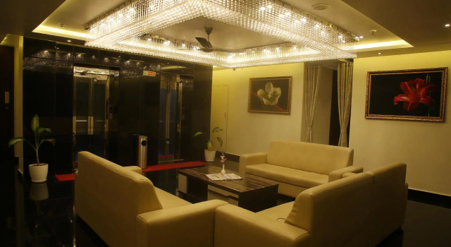 Hotel Royal Benza, Rezerwuj Hotel Hotele w Andhra Pradesh z parkingiem, Parking