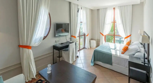 Полулюкс Prestige с видом на сад Casa Anamaria Hotel