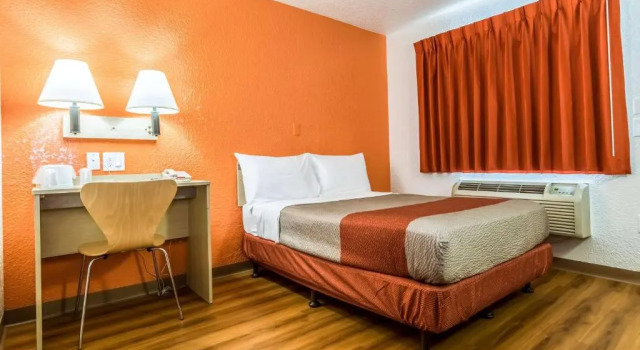 Двухместный номер Standard Motel 6-Anaheim, CA - Fullerton East