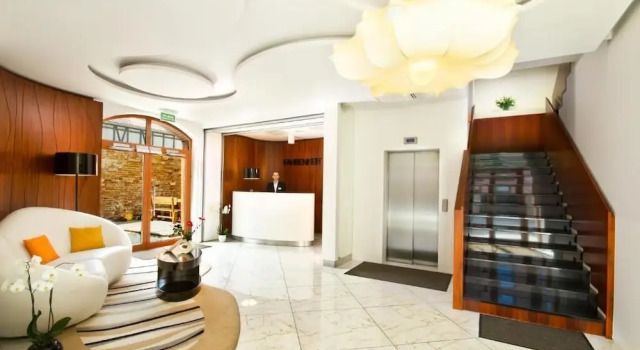 Hotel Fahrenheit