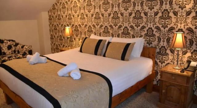 Люкс Deluxe Walshs Hotel and Apartments