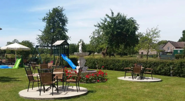 Appartementen De Zegelskoël, Забронировать Отель Отели Хейенрат с завтраком, Завтраки