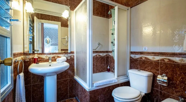 Номер Economy Hotel Gines