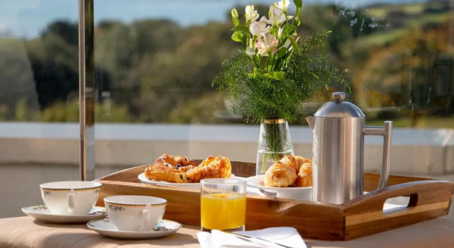 Camera doppia Standard con balcone e con vista mare Thurlestone Hotel
