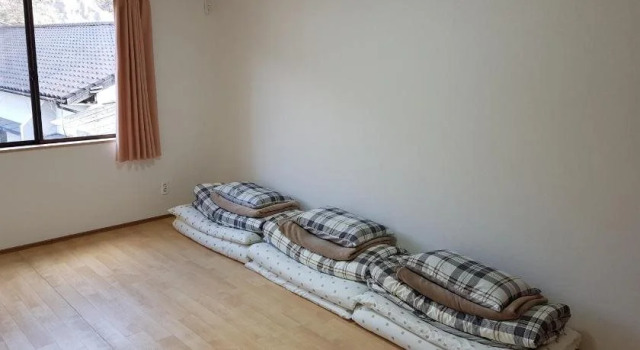 Midori Guesthouse & Hostel, Rezerwuj Hostel Tsushima 