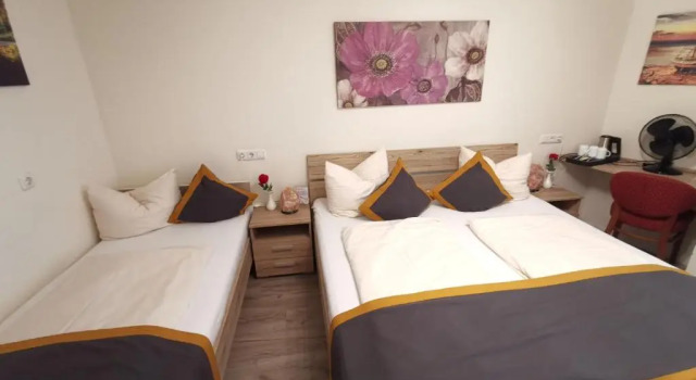 Трёхместный номер Standard City House Alpeneck