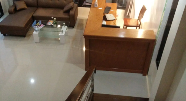 OYO 665 Sj House Hotel, Забронировать Отель Отели Южного Таиланда с парковкой, Парковка