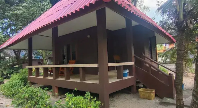 Двухместный номер Economy с балконом Phayam Coconut Beach Resort