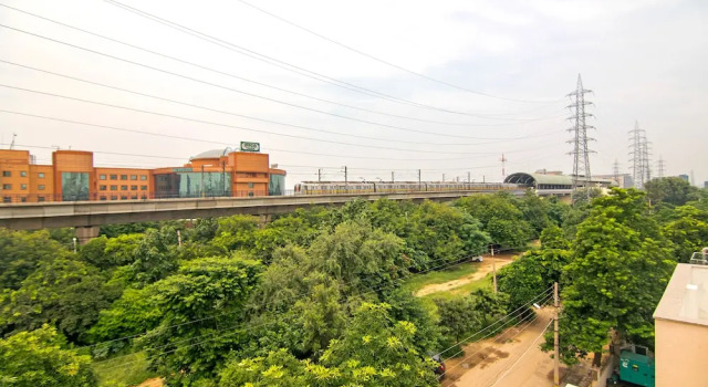 Одноместный номер Deluxe Asian Suites IFFCO Metro Station Gurugram