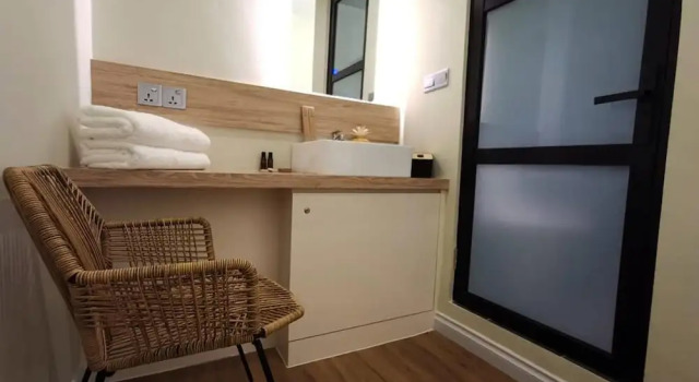 Oikos Poshtel, Buchen Sie Hotel Günstige Hotels in Borneo