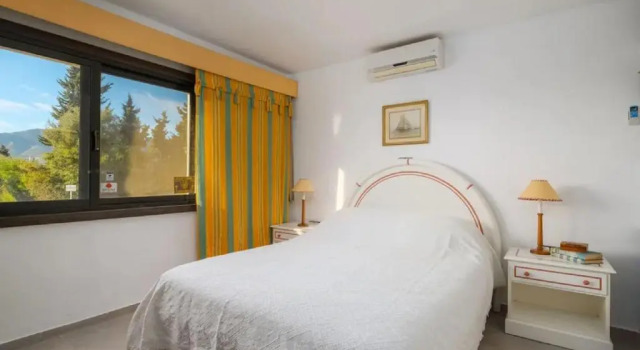 Вилла Superior Cosy 5 Bedroom villa