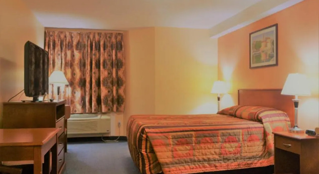 Двухместный номер Standard Aurora Park Inn & Suites