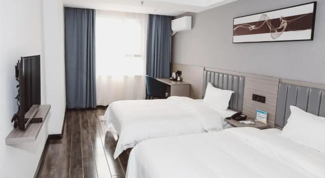 7Days Inn Xian East Street Zhangxueliang Memorial Hall East Door