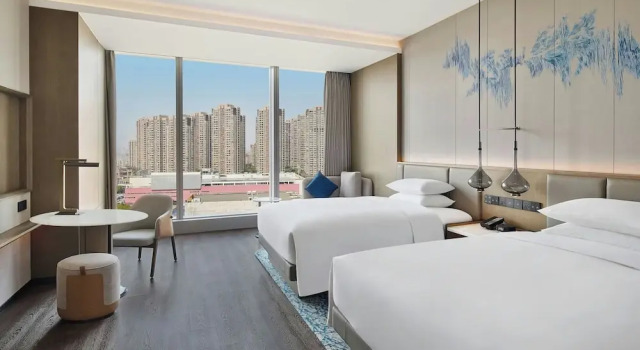 Четырёхместный номер Superior Courtyard by Marriott Nantong