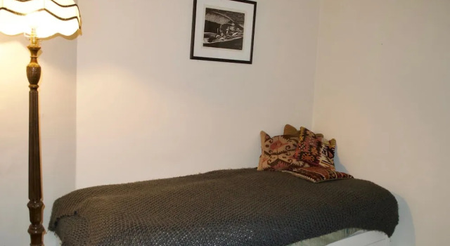 Traditional 3 Bedroom Home With Garden Access, Prenota Casa vacanze Ville a Midlothian, Villa