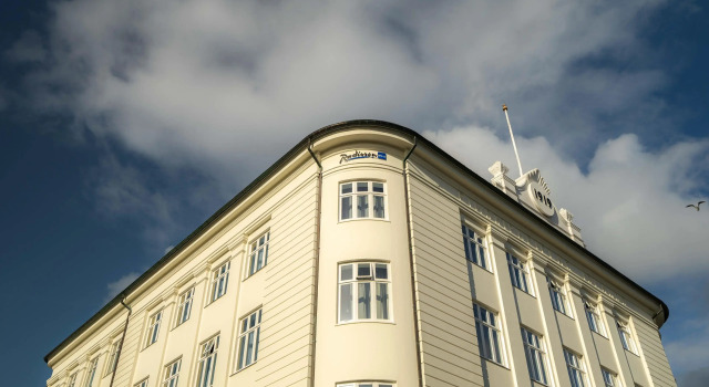 Radisson Blu 1919 Hotel, Reykjavík, Забронировать Отель Бизнес-отели Рейкьявика, рядом с Концертный зал и конференц-центр Harpa, 4* 5*
